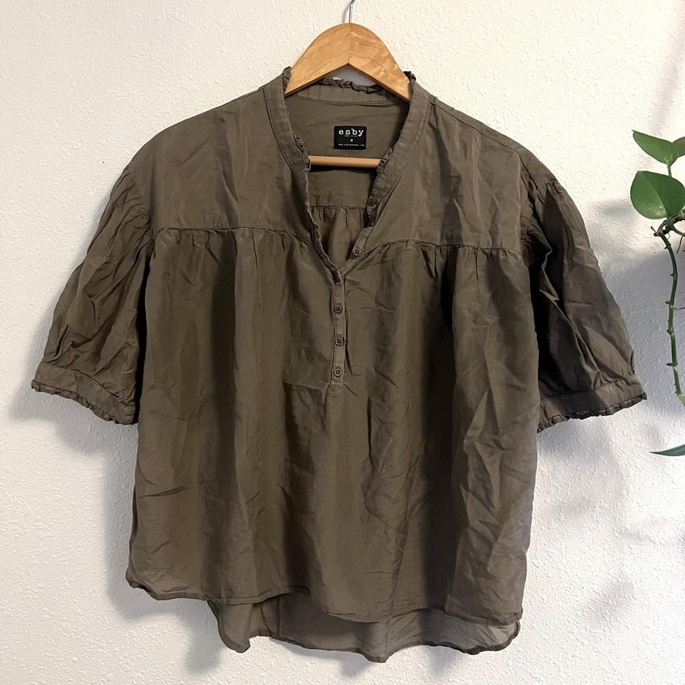 Esby Dana top in silk size medium